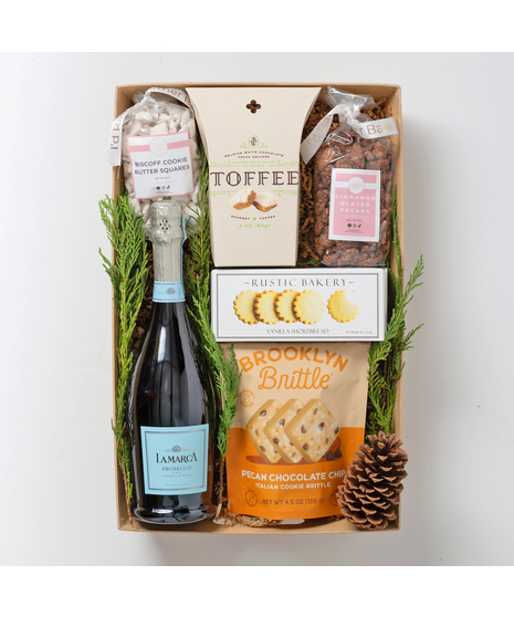 Satisfy your sweet tooth with our Sweet Crate, an artisan gourmet collection brimming with irresistible treats.